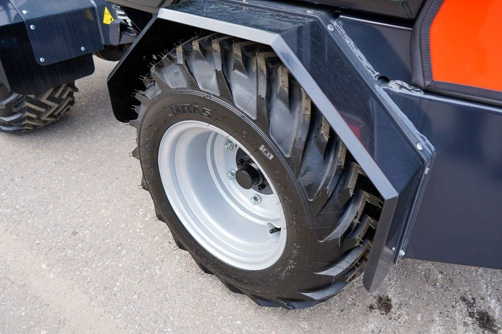 Carregadeira articulada nuevo Kubota RT210-2 UUSI: foto 9