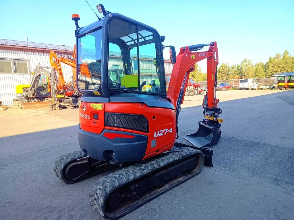 Kubota U27-4 UUDELLA PYÖRITTÄJÄLLÄ - Mini escavadeira: foto 4 Kubota U27-4 UUDELLA PYÖRITTÄJÄLLÄ - Mini escavadeira: foto 4