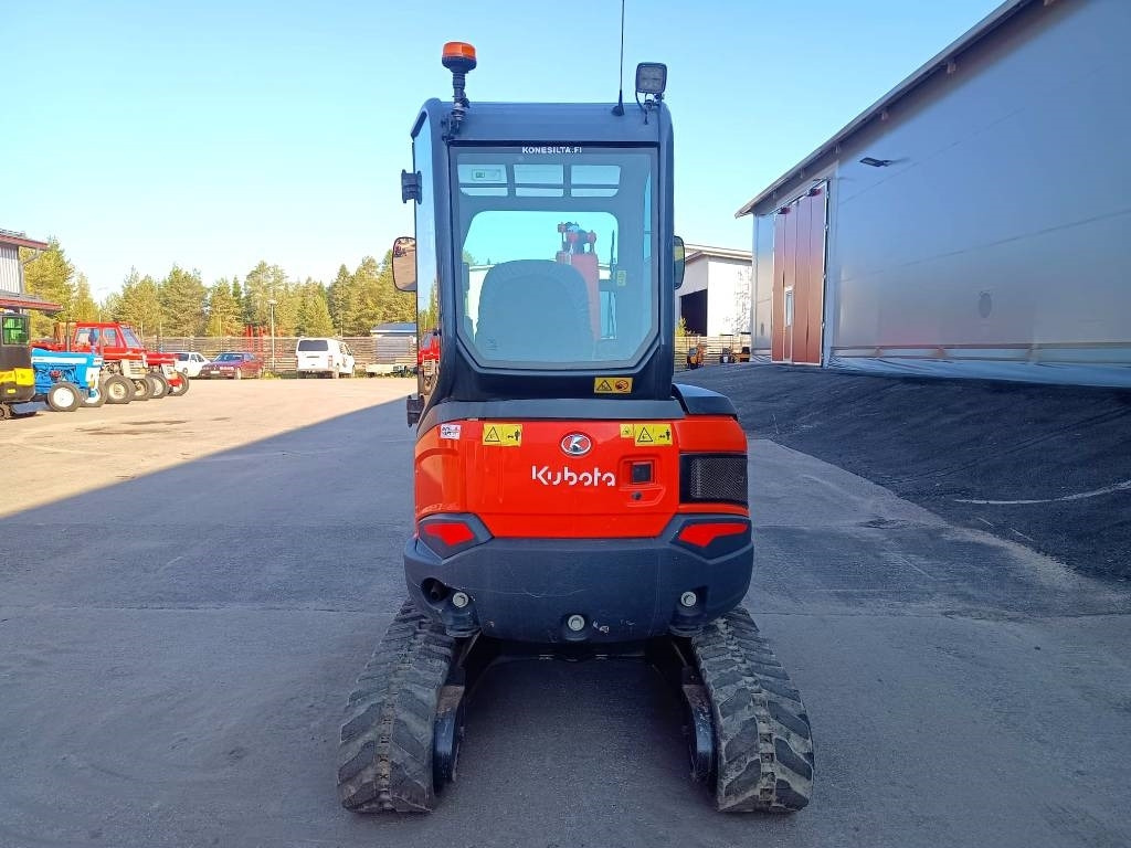 Kubota U27-4 UUDELLA PYÖRITTÄJÄLLÄ - Mini escavadeira: foto 3 Kubota U27-4 UUDELLA PYÖRITTÄJÄLLÄ - Mini escavadeira: foto 3