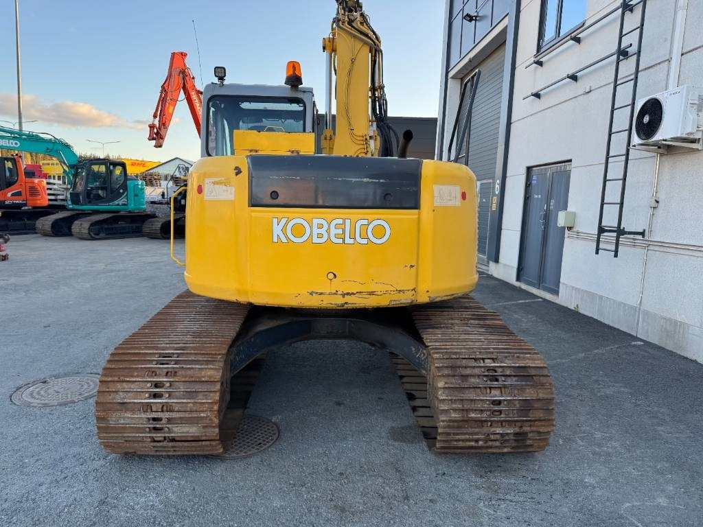 New Holland E 135 SR LC  - Escavadora de rastos: foto 4 New Holland E 135 SR LC  - Escavadora de rastos: foto 4