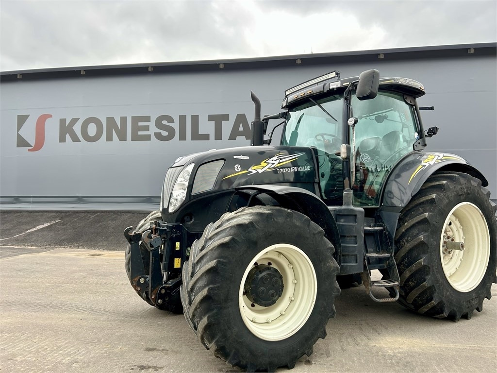 New Holland T 7070 AC - Trator: foto 1 New Holland T 7070 AC - Trator: foto 1