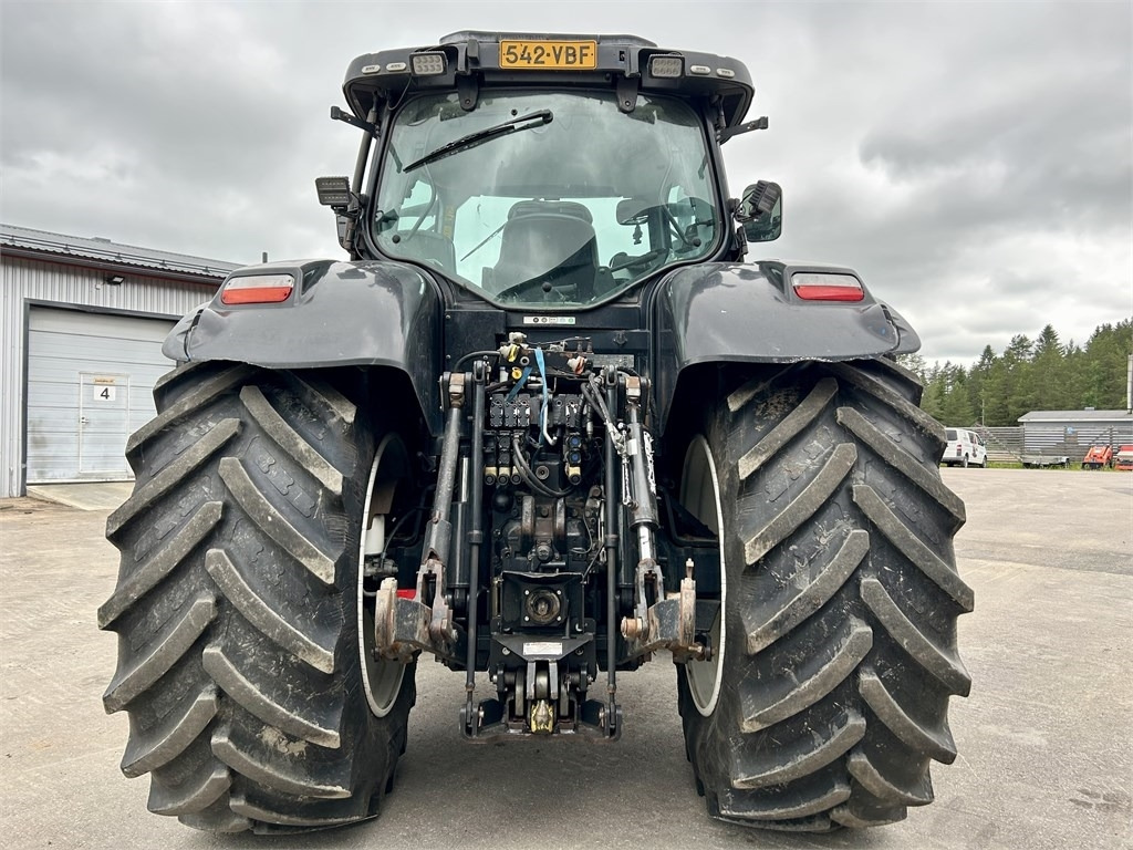 New Holland T 7070 AC - Trator: foto 5 New Holland T 7070 AC - Trator: foto 5
