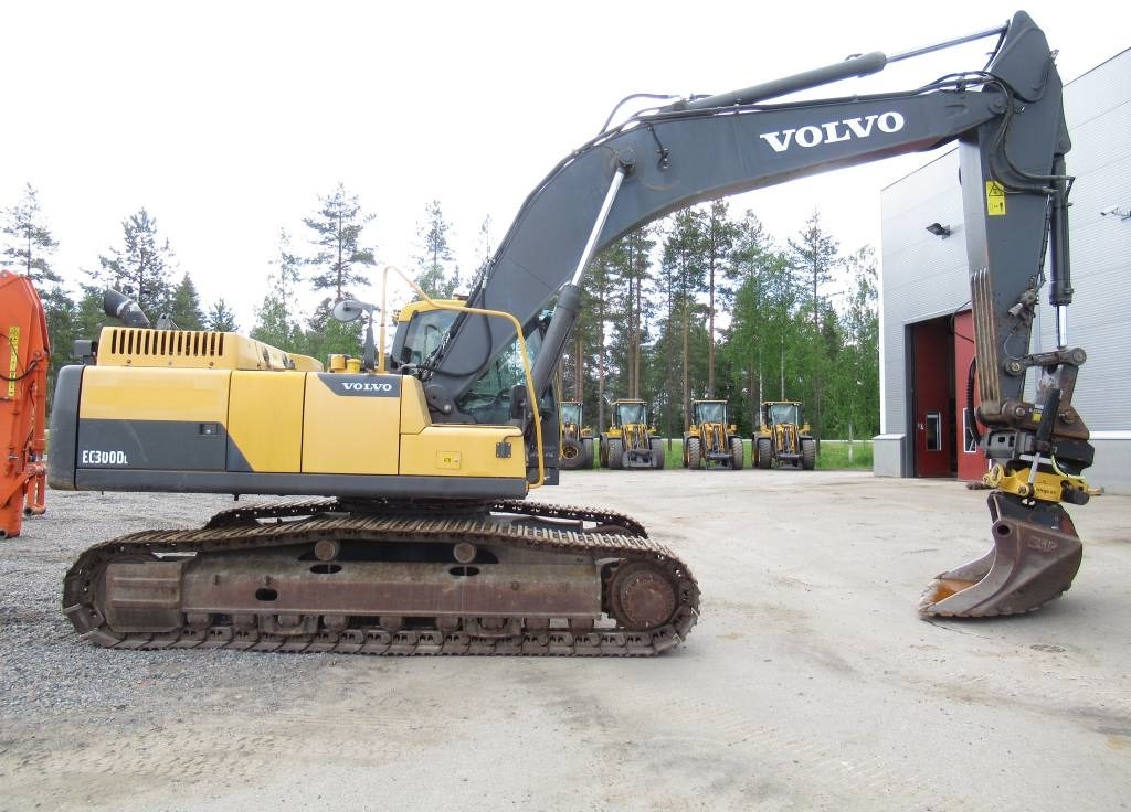 Escavadora de rastos Volvo EC300DL PYÖRITTÄJÄLLÄ: foto 6