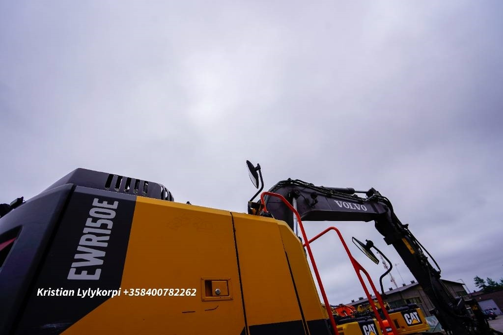 Escavadeira de rodas Volvo EWR150E PYÖRÄOHJAUS: foto 14