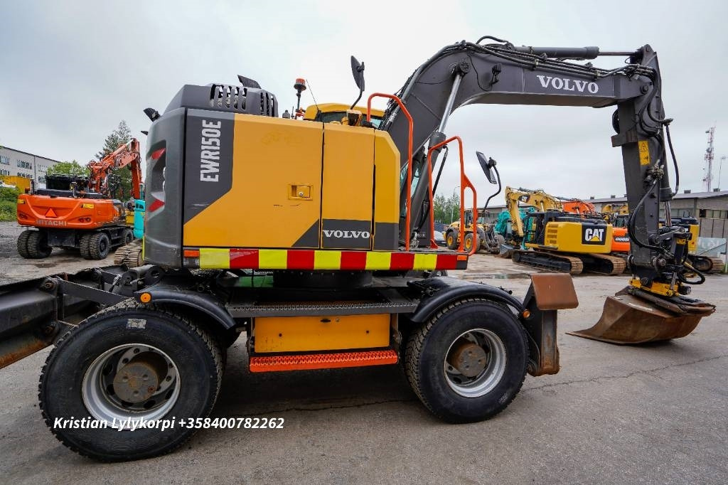 Escavadeira de rodas Volvo EWR150E PYÖRÄOHJAUS: foto 6