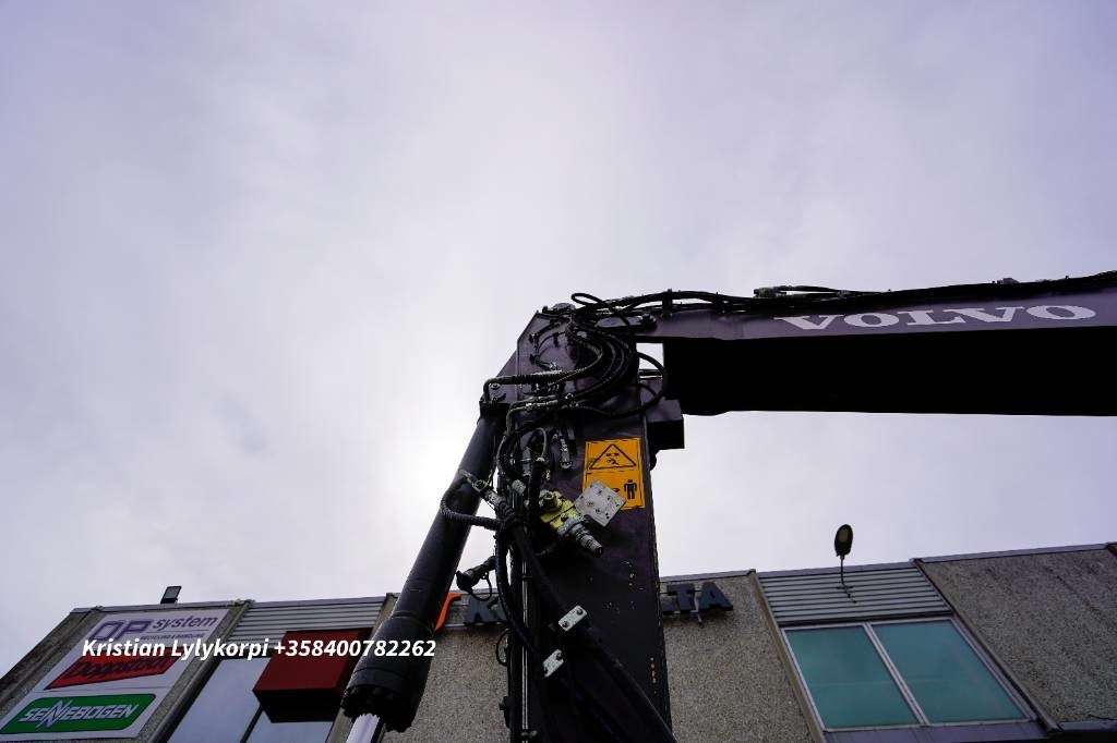 Escavadeira de rodas Volvo EWR150E ROTOTILTILLÄ: foto 19
