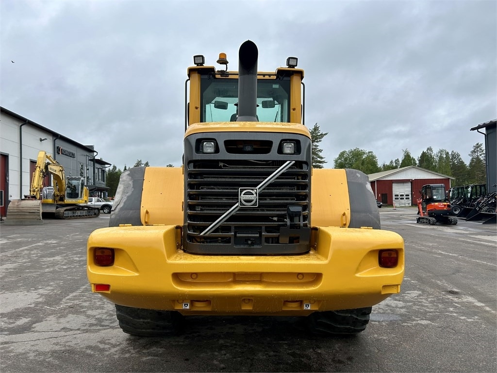 Volvo L120F VIPUOHJAUS - Carregadeira de rodas: foto 3 Volvo L120F VIPUOHJAUS - Carregadeira de rodas: foto 3
