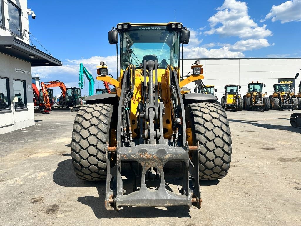 Locação de Volvo L70G vipuohjaus, 3' ja 4' hydr  Volvo L70G vipuohjaus, 3' ja 4' hydr: foto 8