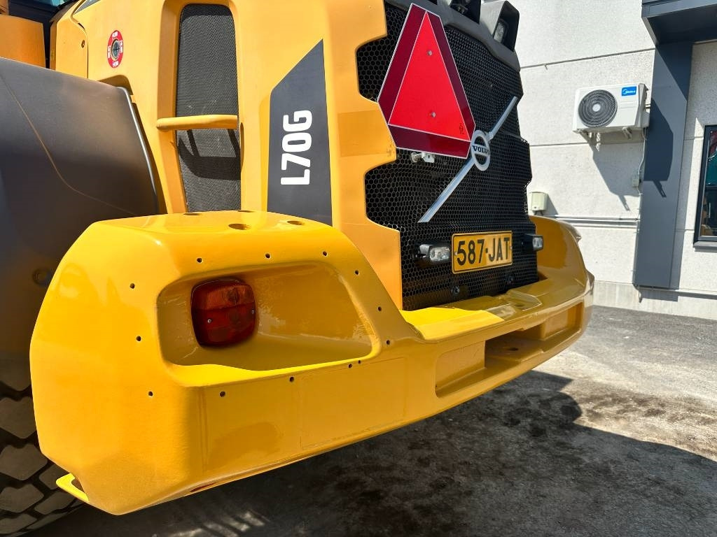 Locação de Volvo L70G vipuohjaus, 3' ja 4' hydr  Volvo L70G vipuohjaus, 3' ja 4' hydr: foto 16