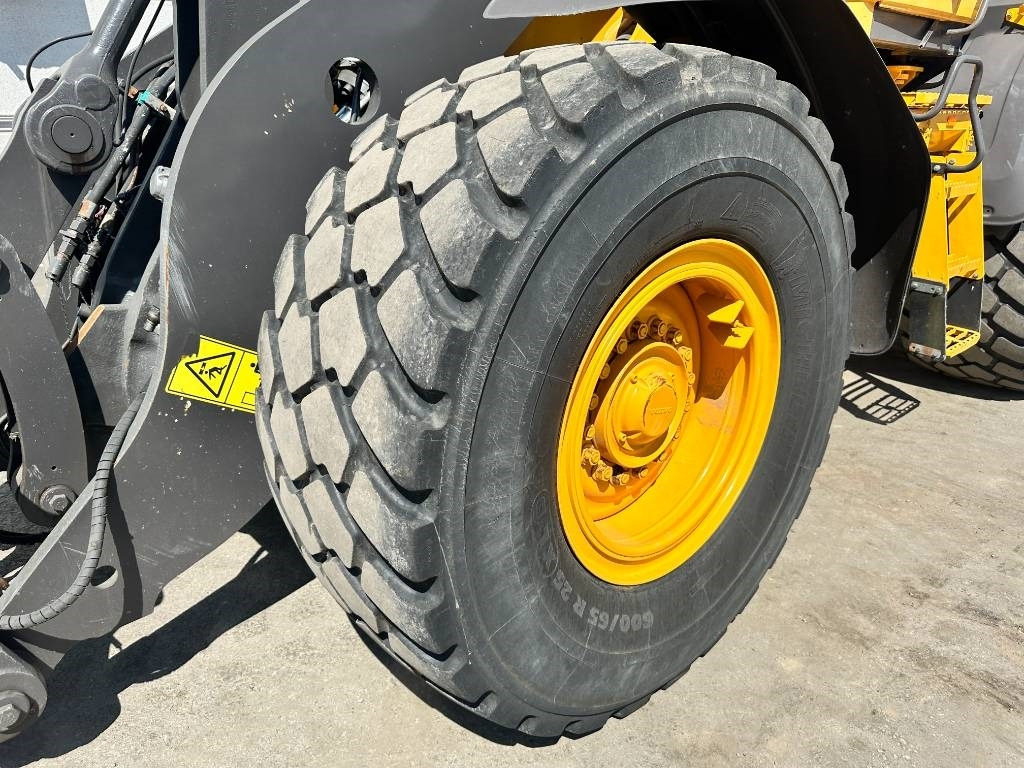 Locação de Volvo L70G vipuohjaus, 3' ja 4' hydr  Volvo L70G vipuohjaus, 3' ja 4' hydr: foto 10
