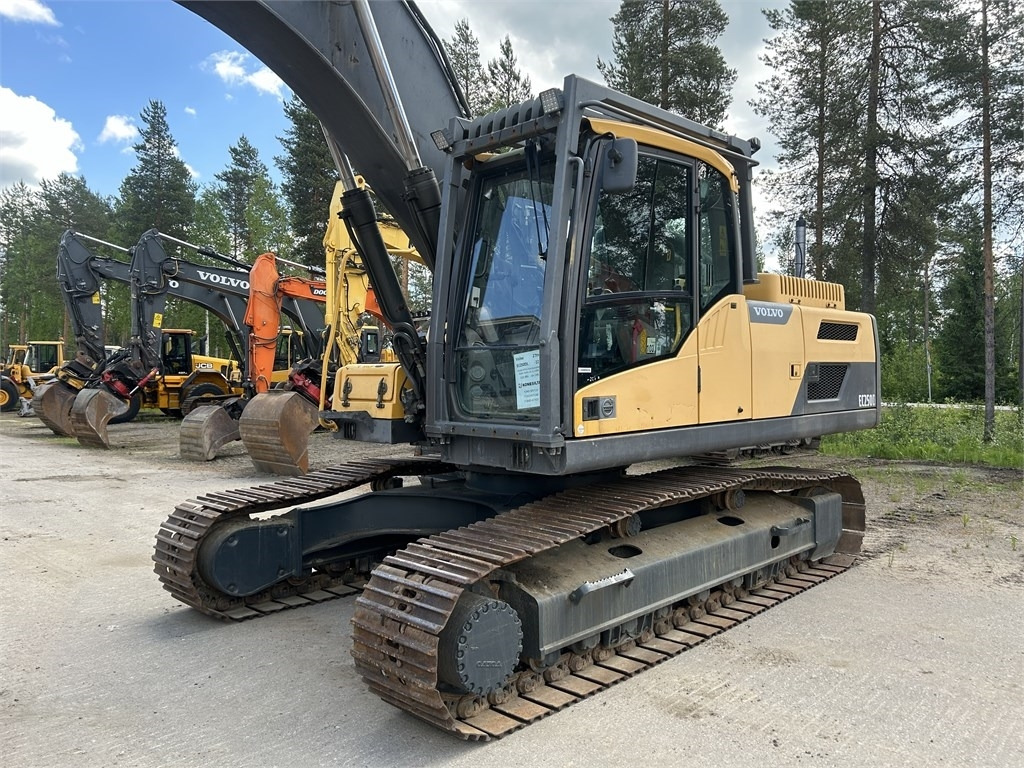 Volvo MYYTY! SOLD! EC250DNL PYÖRITTÄJÄLLÄ - Escavadora de rastos: foto 2 Volvo MYYTY! SOLD! EC250DNL PYÖRITTÄJÄLLÄ - Escavadora de rastos: foto 2
