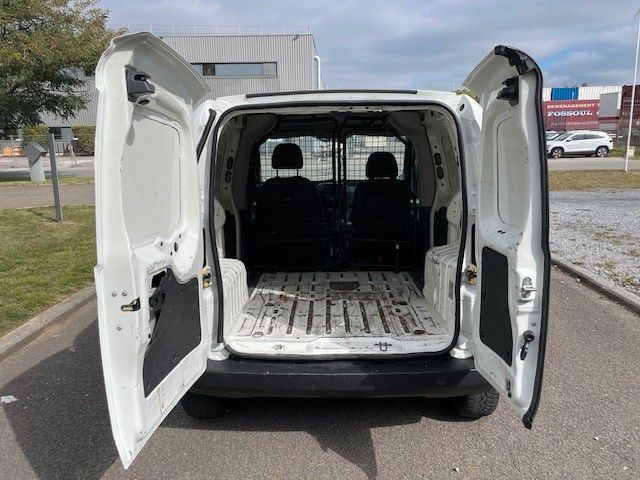 Citroën Nemo 1.4HDI. Tüv bis 01/2026. - Furgão compacto: foto 5 Citroën Nemo 1.4HDI. Tüv bis 01/2026. - Furgão compacto: foto 5