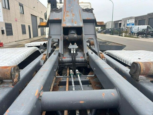 DAF CF85-410. 6x2. EU5. Retarder. - Caminhão polibenne: foto 4 DAF CF85-410. 6x2. EU5. Retarder. - Caminhão polibenne: foto 4