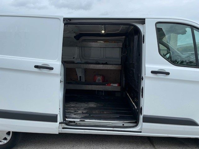 Ford Transit Custom 2.2TDCI. Klima. Tempomat. L2. - Furgão compacto: foto 3 Ford Transit Custom 2.2TDCI. Klima. Tempomat. L2. - Furgão compacto: foto 3