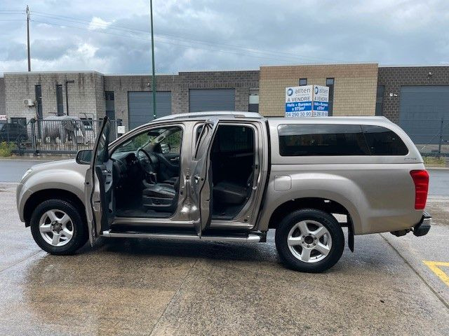 Isuzu D-Max LXS. Klima. Navi. Leder. Tempomat. - SUV: foto 3 Isuzu D-Max LXS. Klima. Navi. Leder. Tempomat. - SUV: foto 3