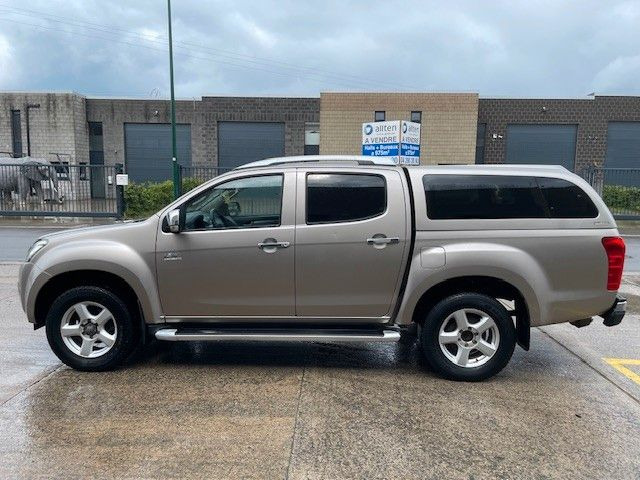 Isuzu D-Max LXS. Klima. Navi. Leder. Tempomat. - SUV: foto 2 Isuzu D-Max LXS. Klima. Navi. Leder. Tempomat. - SUV: foto 2