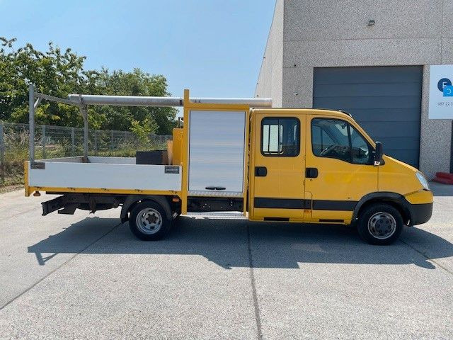 Iveco Daily 50C15. 3.0HPT. LKW 3500kg. - Furgão caixa aberta, Carrinha cabine dupla: foto 1 Iveco Daily 50C15. 3.0HPT. LKW 3500kg. - Furgão caixa aberta, Carrinha cabine dupla: foto 1