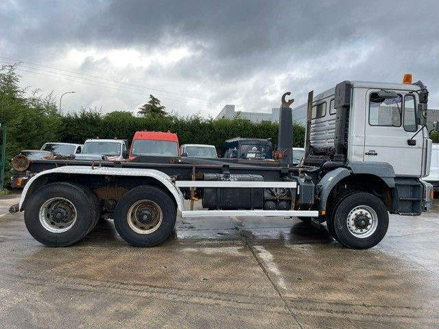 MAN 33-350. 6X6. Motorschaden. - Caminhão polibenne: foto 1 MAN 33-350. 6X6. Motorschaden. - Caminhão polibenne: foto 1