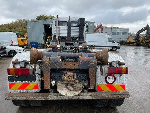 MAN 33-350. 6X6. Motorschaden. - Caminhão polibenne: foto 4 MAN 33-350. 6X6. Motorschaden. - Caminhão polibenne: foto 4