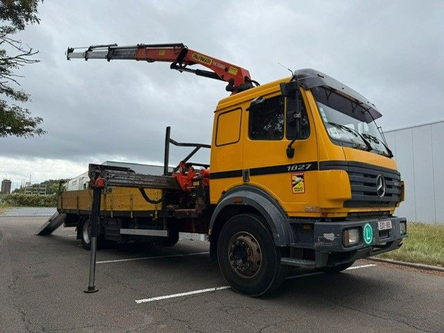 Mercedes-Benz 1827. Kran Palfinger PK13000. - Caminhão grua: foto 1 Mercedes-Benz 1827. Kran Palfinger PK13000. - Caminhão grua: foto 1