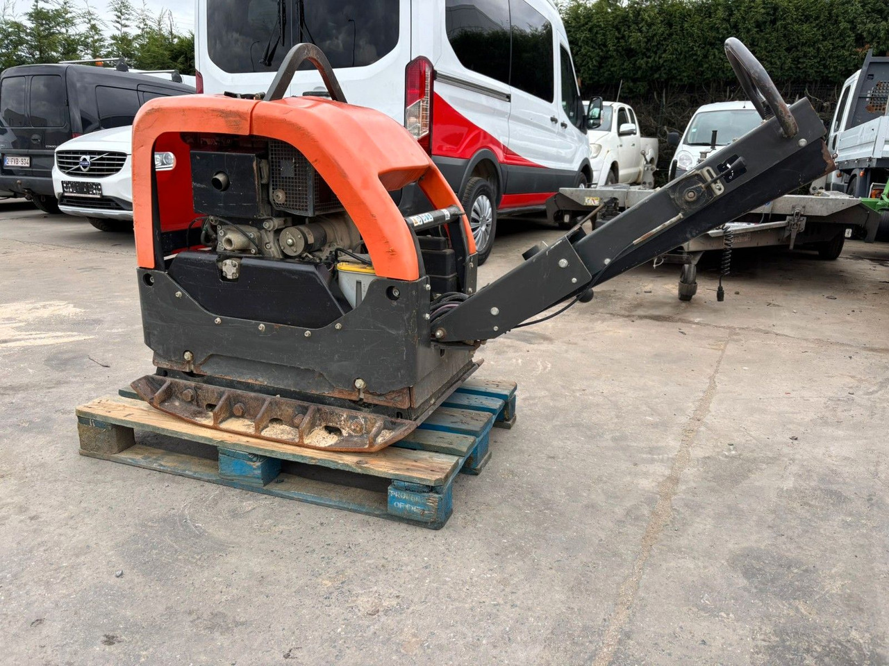 Plate Wals Husqvarna LG504 - Placas vibratórias: foto 1 Plate Wals Husqvarna LG504 - Placas vibratórias: foto 1