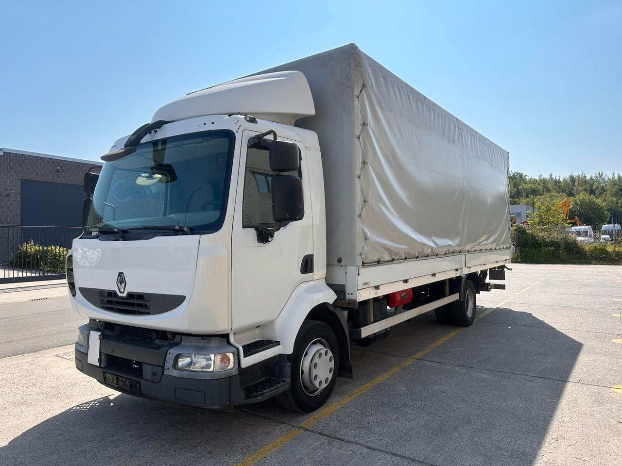 Renault Midlum dXi220-12. Klima. - Caminhão com lona: foto 3 Renault Midlum dXi220-12. Klima. - Caminhão com lona: foto 3