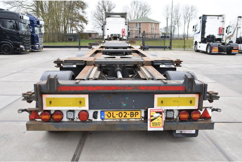 Renders ROC 16.30 - LIFT AXLE - BPW AXLES - DISC BRAKES - GOOD CONDITION - - Semireboque transportador de contêineres/ Caixa móvel: foto 3 Renders ROC 16.30 - LIFT AXLE - BPW AXLES - DISC BRAKES - GOOD CONDITION - - Semireboque transportador de contêineres/ Caixa móvel: foto 3