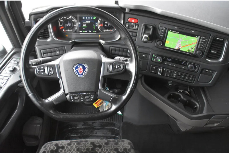 Scania S500 NGS 6x2*4 - HOOKLIFT - RETARDER - 477 TKM - PARK. AIRCO - WHEELBASE: 475 CM - PTO - EXCELLENT CONDITION - - Caminhão polibenne: foto 5 Scania S500 NGS 6x2*4 - HOOKLIFT - RETARDER - 477 TKM - PARK. AIRCO - WHEELBASE: 475 CM - PTO - EXCELLENT CONDITION - - Caminhão polibenne: foto 5