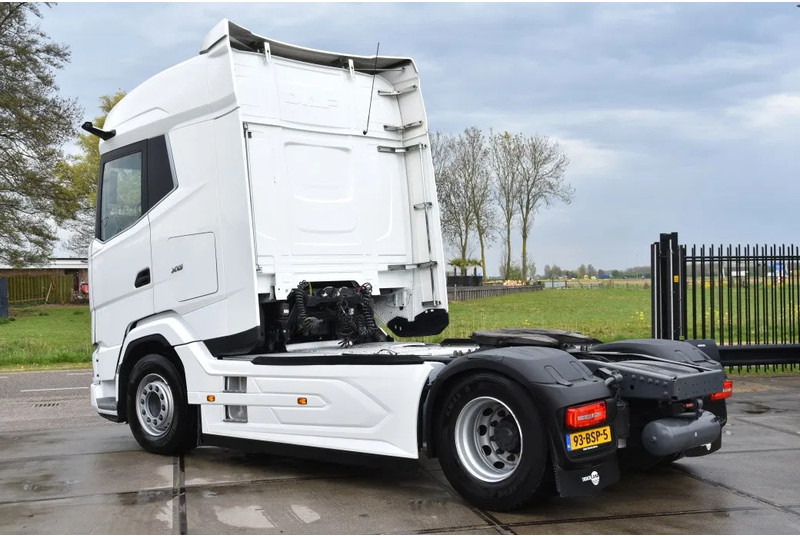 DAF XG 480 4x2 - 230 TKM - CAMERA SYSTEM - PARK. AIRCO - 2 x FUEL TANKS - APPLE CARPLAY/ANDROID - LED LIGHTS - TOP CONDITION - - Tractor: foto 3 DAF XG 480 4x2 - 230 TKM - CAMERA SYSTEM - PARK. AIRCO - 2 x FUEL TANKS - APPLE CARPLAY/ANDROID - LED LIGHTS - TOP CONDITION - - Tractor: foto 3