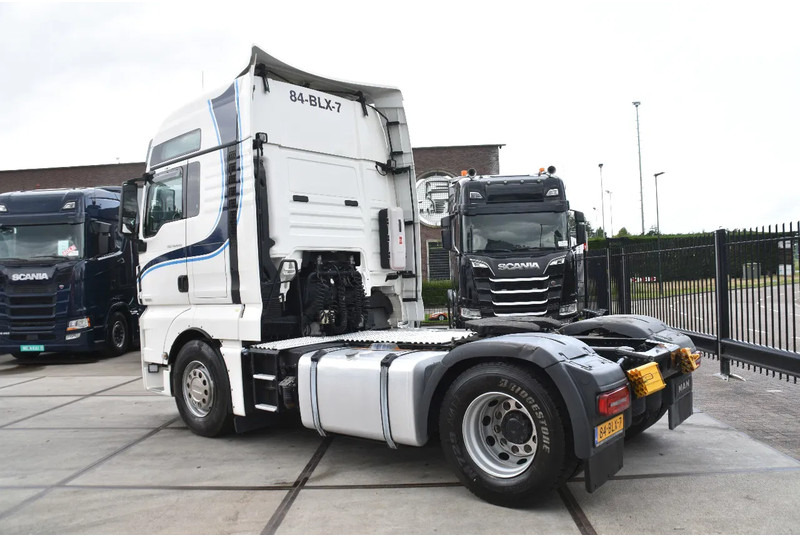 MAN TGX 18.420 - EURO 6 - ADR FL - PARK. AIRCO - NAVI - PTO - XENON LIGHTS - TOP CONDITION - - Tractor: foto 3 MAN TGX 18.420 - EURO 6 - ADR FL - PARK. AIRCO - NAVI - PTO - XENON LIGHTS - TOP CONDITION - - Tractor: foto 3
