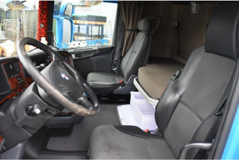 Scania R450 HL 6x2/4MNB - SCR ONLY - ADR FL - 778 TKM - RETARDER - FULL AIR - SLIDING FIFTH WHEEL - TOP CONDITION - - Tractor: foto 5 Scania R450 HL 6x2/4MNB - SCR ONLY - ADR FL - 778 TKM - RETARDER - FULL AIR - SLIDING FIFTH WHEEL - TOP CONDITION - - Tractor: foto 5