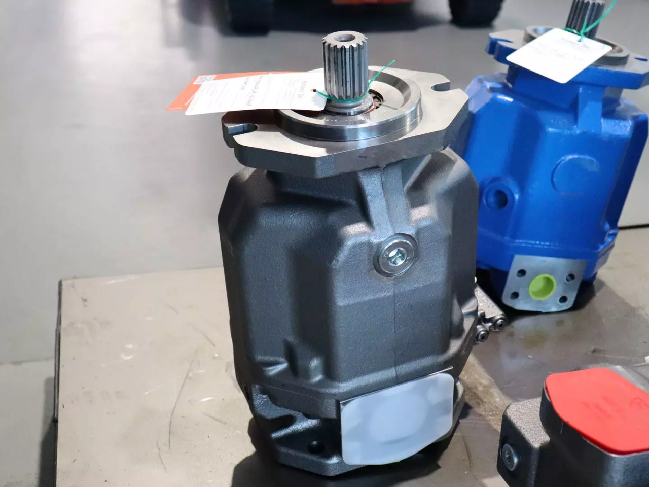 REXROTH A10VO100DFR/31R-VSC62K68 - Bomba hidráulica de Máquina de construção: foto 2 REXROTH A10VO100DFR/31R-VSC62K68 - Bomba hidráulica de Máquina de construção: foto 2