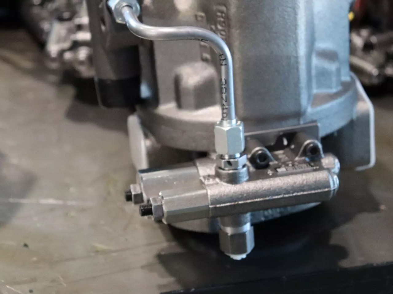 REXROTH A10VO28DFLR/31L-VSC62K01 - Bomba hidráulica de Máquina de construção: foto 4 REXROTH A10VO28DFLR/31L-VSC62K01 - Bomba hidráulica de Máquina de construção: foto 4
