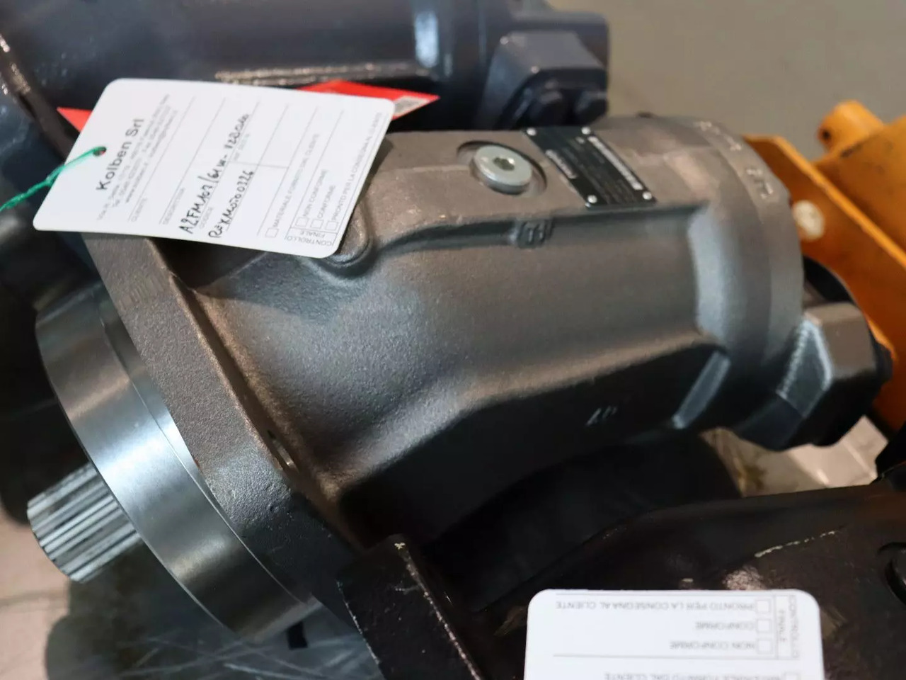 REXROTH A2FM107/61W-VZB010 - Motor hidráulico de Máquina de construção: foto 1 REXROTH A2FM107/61W-VZB010 - Motor hidráulico de Máquina de construção: foto 1