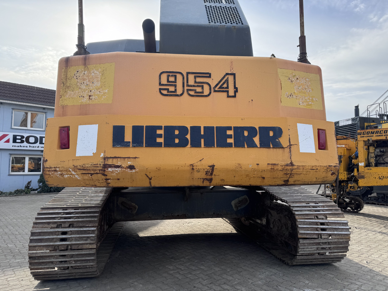 LIEBHERR R954BHDW material handler with elevation cab - Manipulador de material: foto 4 LIEBHERR R954BHDW material handler with elevation cab - Manipulador de material: foto 4