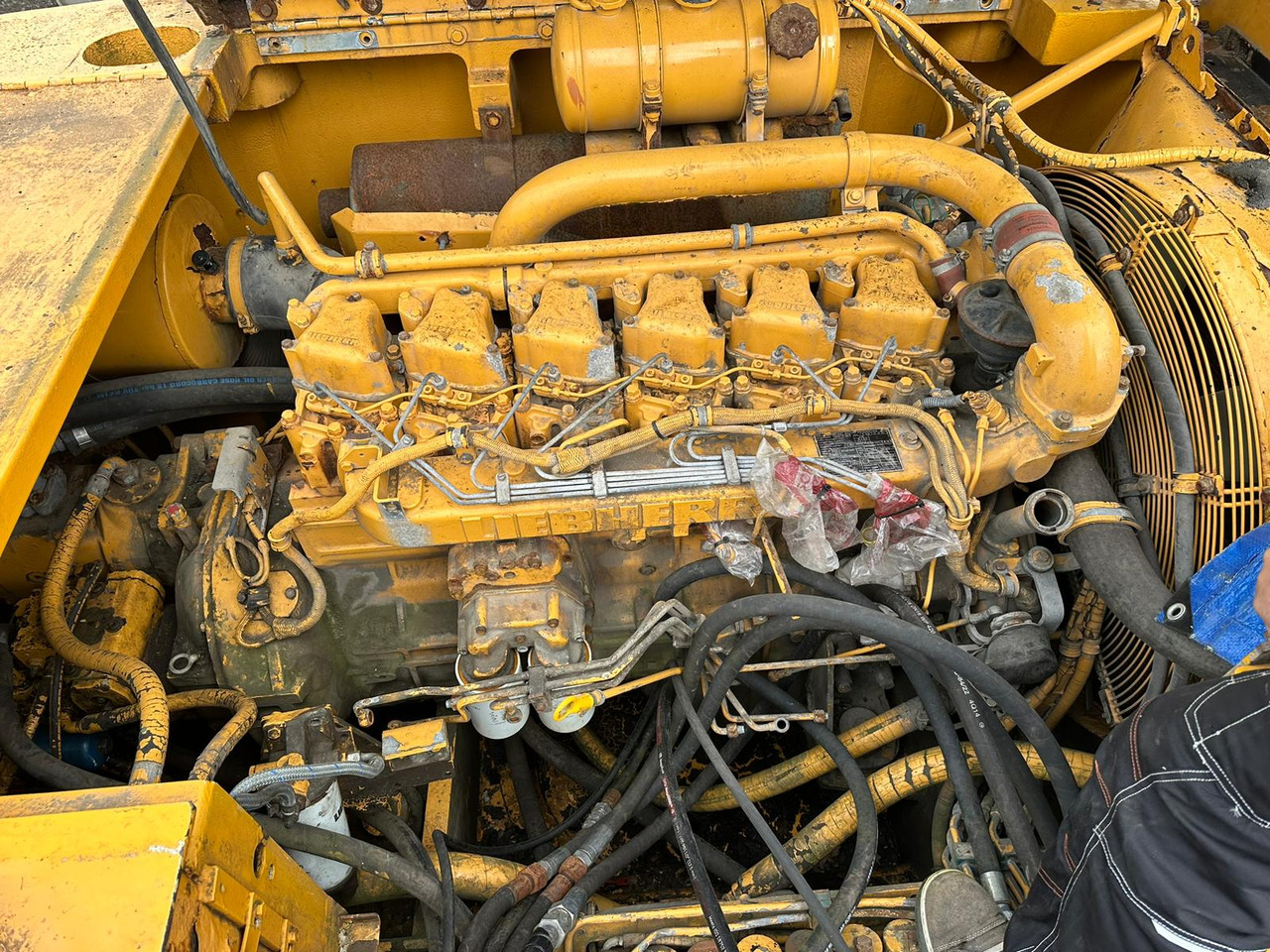 Liebherr R944HDSL - Peça de reposição de Escavadora de rastos: foto 3 Liebherr R944HDSL - Peça de reposição de Escavadora de rastos: foto 3