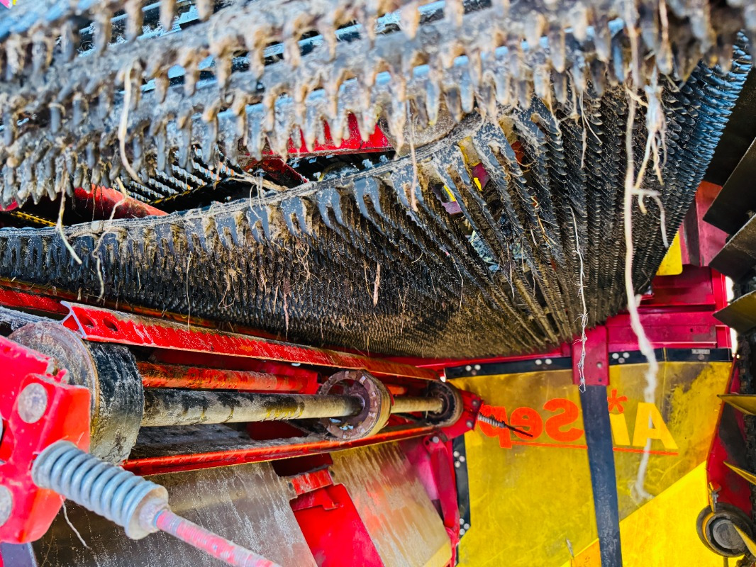 Colheitadeira de batatas Grimme EVO 290 AirSep: foto 9 Colheitadeira de batatas Grimme EVO 290 AirSep: foto 9