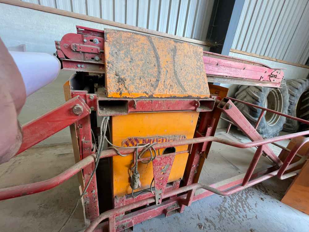Miedema remplisseur de caisse - Equipamento para armazenagem: foto 5 Miedema remplisseur de caisse - Equipamento para armazenagem: foto 5