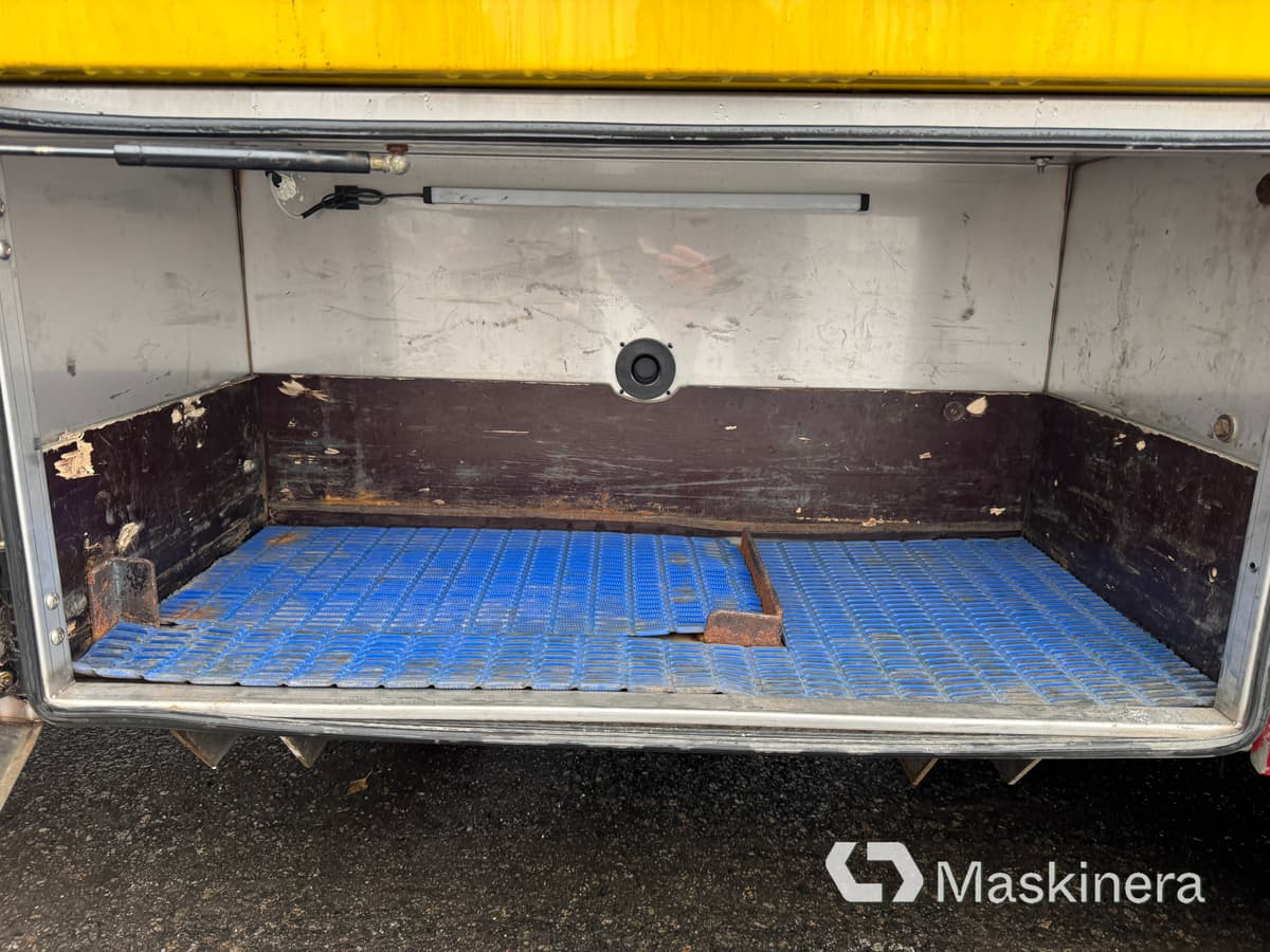 Caminhão reboque Bärgningsbil Volvo FL 4X2: foto 37