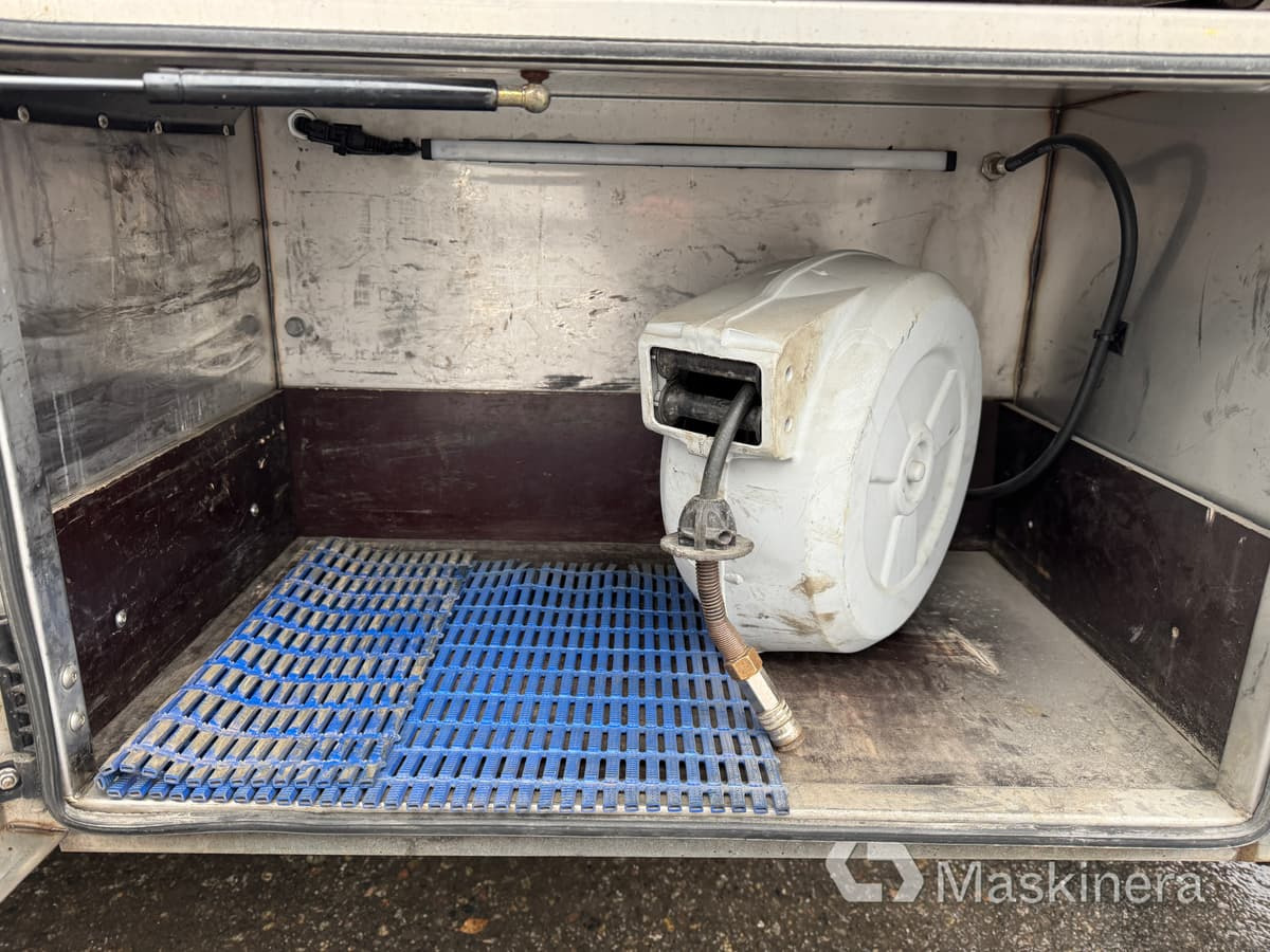 Caminhão reboque Bärgningsbil Volvo FL 4X2: foto 40