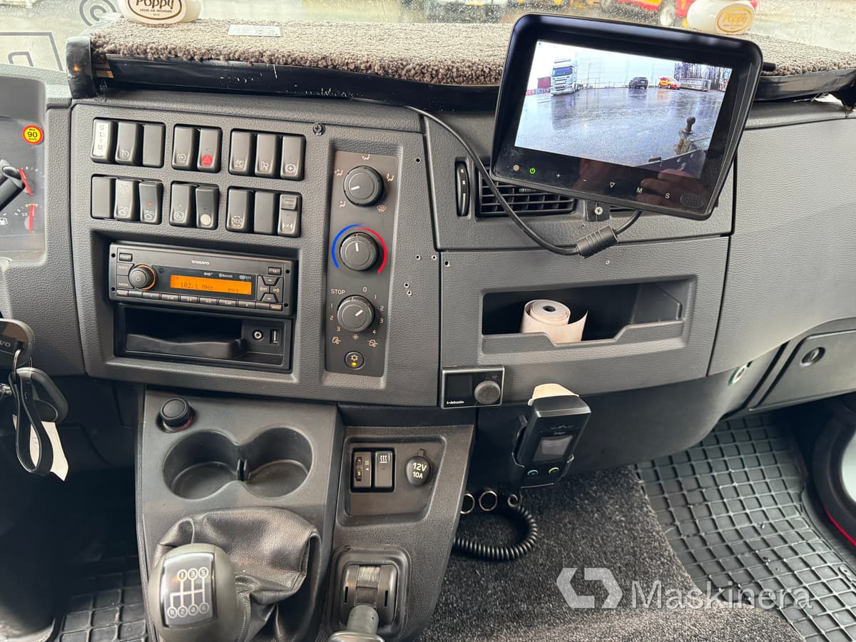 Caminhão reboque Bärgningsbil Volvo FL 4X2: foto 20