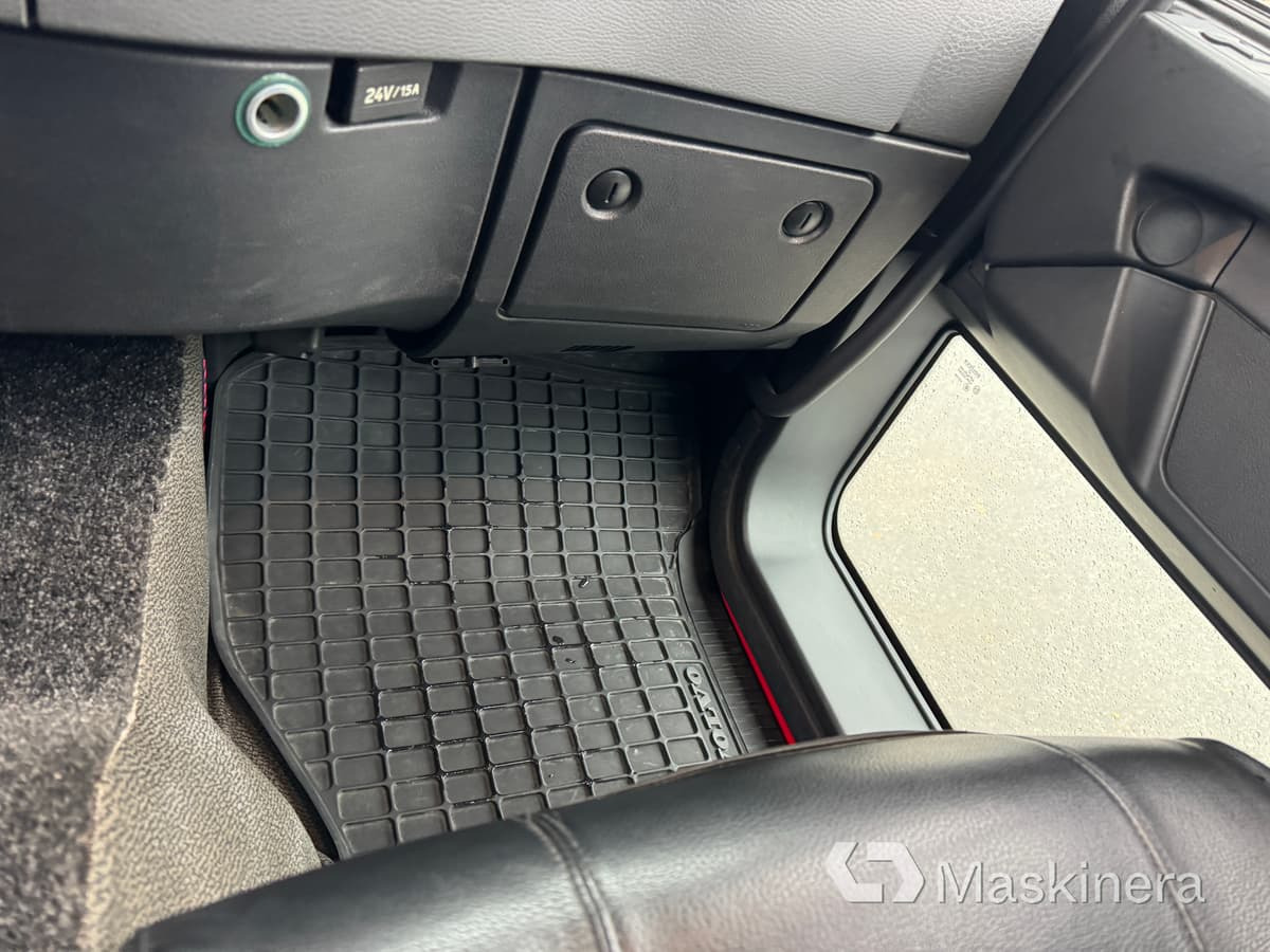 Caminhão reboque Bärgningsbil Volvo FL 4X2: foto 30