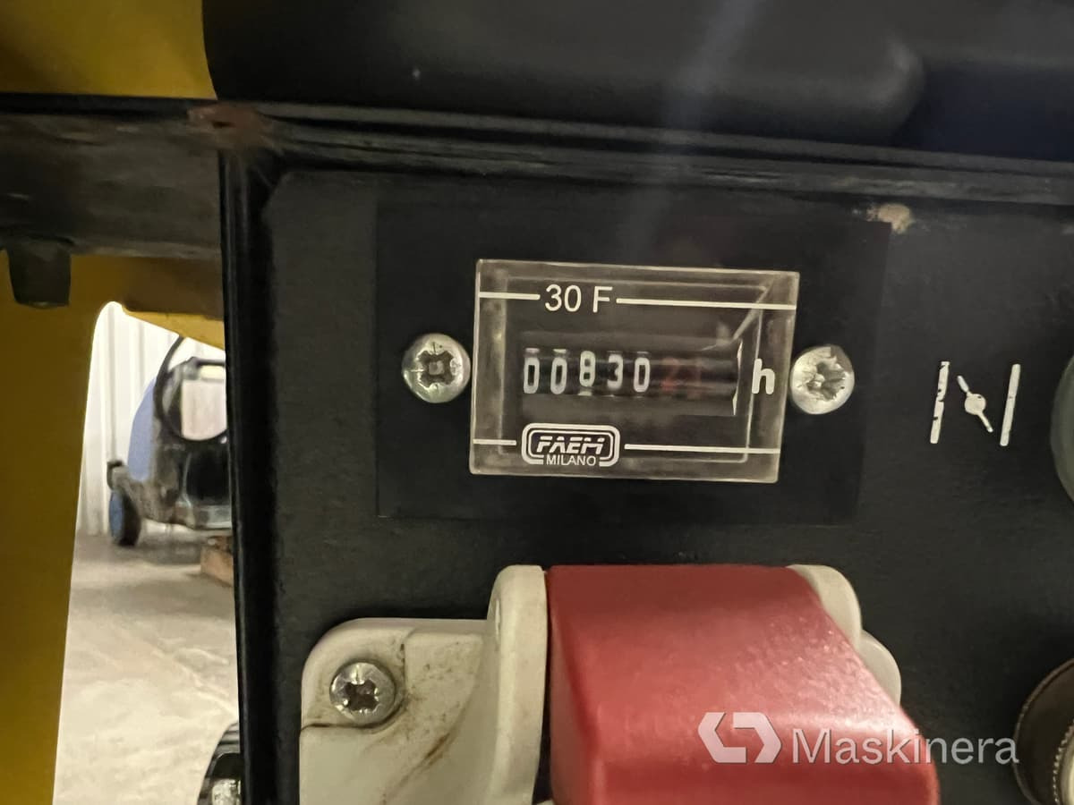 Locação de  Elverk Atlas Copco QEP R8 Elverk Atlas Copco QEP R8: foto 11