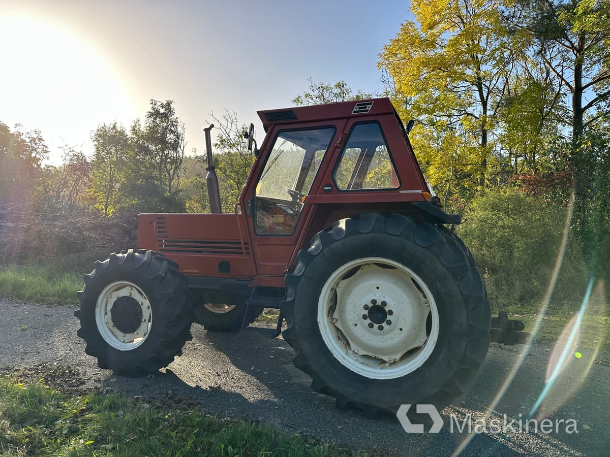 Fiat 880DT Traktor Fiat 880DT - Trator: foto 5 Fiat 880DT Traktor Fiat 880DT - Trator: foto 5