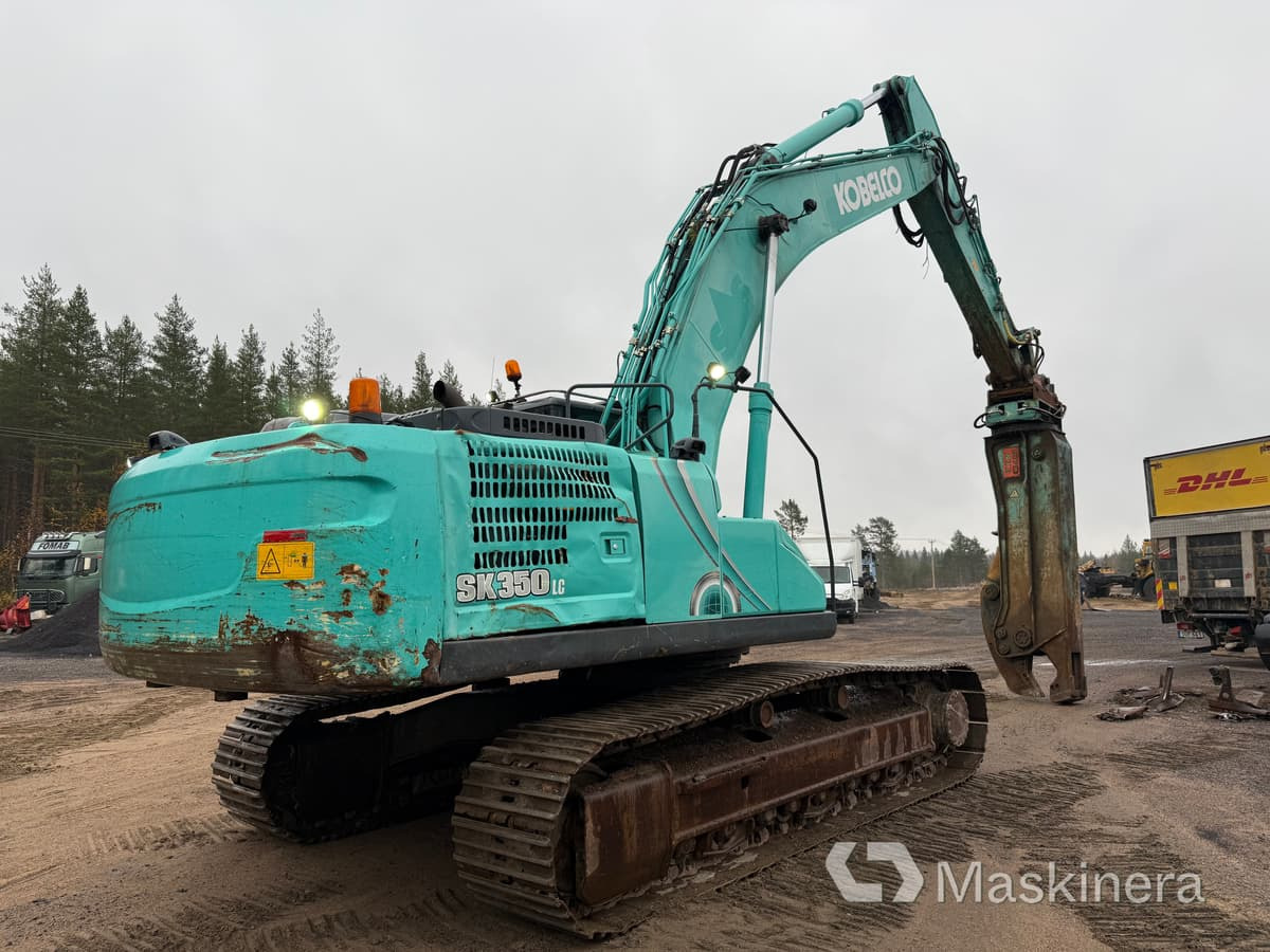 Grävmaskin Kobelco SK350LC-10 med stålsax - Escavadora de rastos: foto 5 Grävmaskin Kobelco SK350LC-10 med stålsax - Escavadora de rastos: foto 5