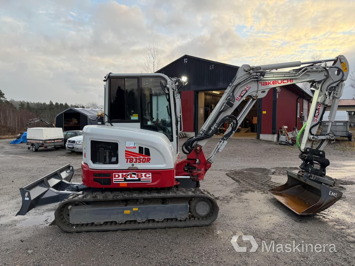Grävmaskin Takeuchi TB350R med redskap - Escavadora de rastos: foto 4 Grävmaskin Takeuchi TB350R med redskap - Escavadora de rastos: foto 4