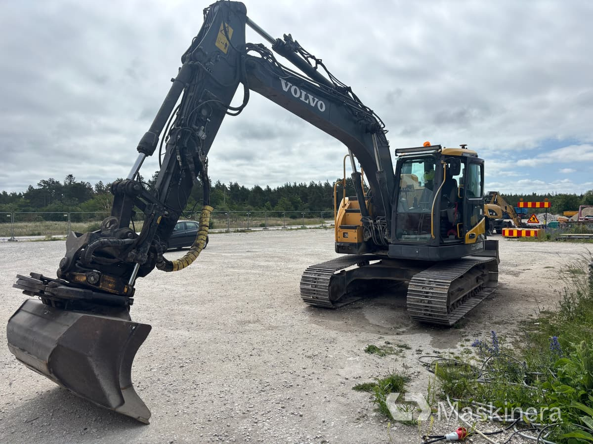 Grävmaskin Volvo ECR145DL - Escavadora de rastos: foto 1 Grävmaskin Volvo ECR145DL - Escavadora de rastos: foto 1