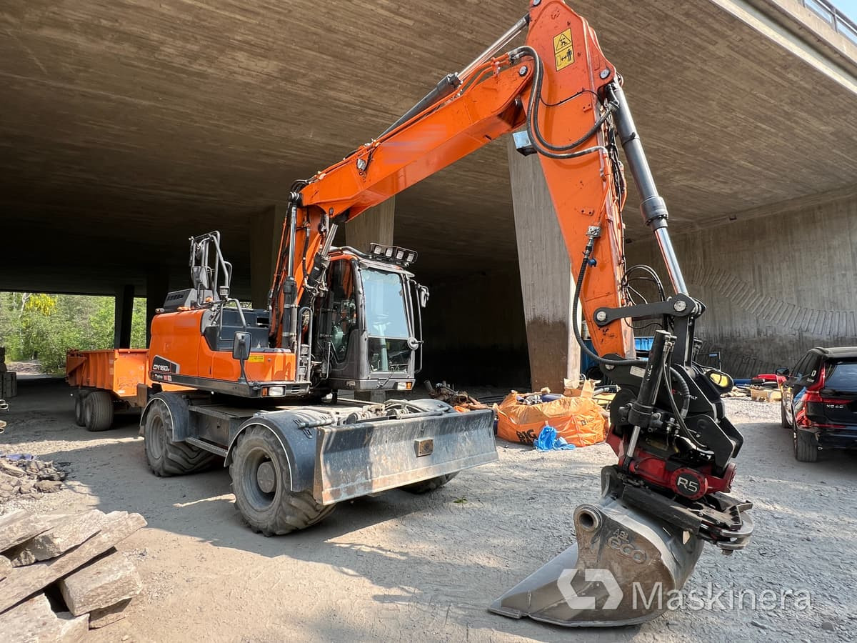 Hjulgrävare Doosan DX160W med tillbehör - Escavadora de rastos: foto 3 Hjulgrävare Doosan DX160W med tillbehör - Escavadora de rastos: foto 3