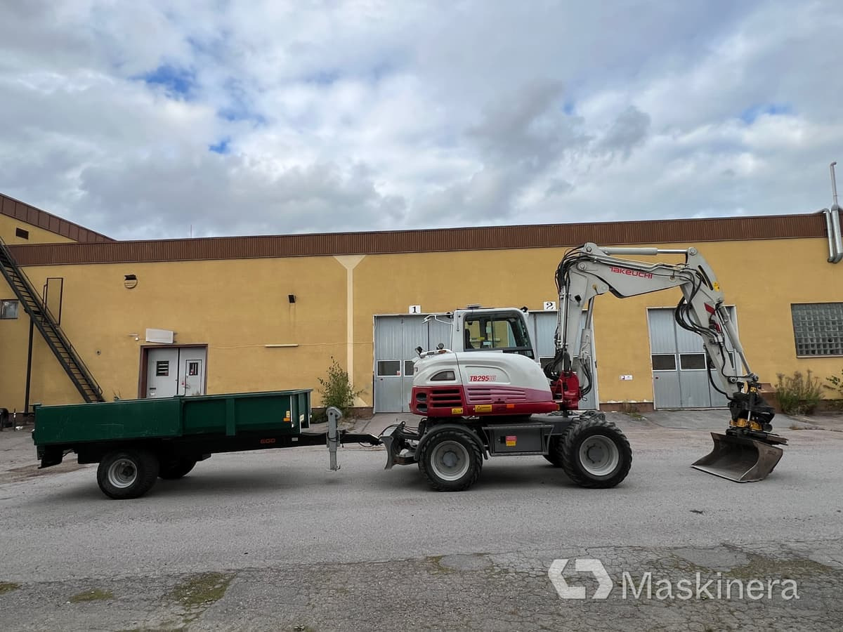 Hjulgrävare Takeuchi TB295W med vagn & redskap - Escavadora de rastos: foto 4 Hjulgrävare Takeuchi TB295W med vagn & redskap - Escavadora de rastos: foto 4