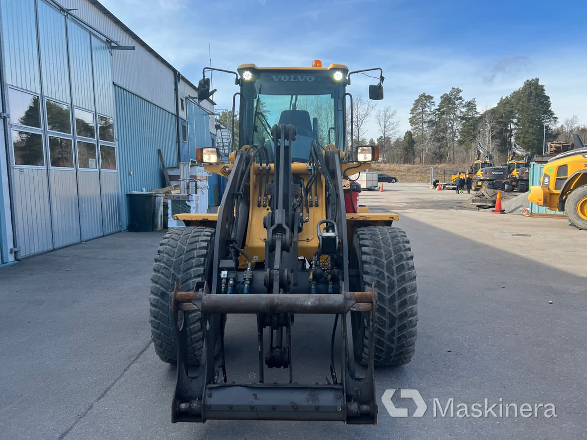 Hjullastare Volvo L35B - Carregadeira de rodas: foto 2 Hjullastare Volvo L35B - Carregadeira de rodas: foto 2
